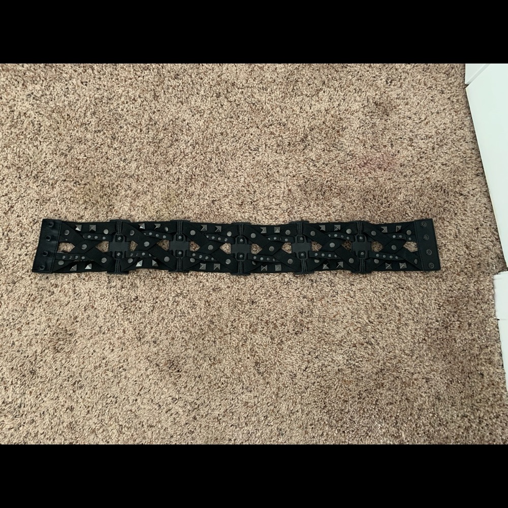 BCBG maxazria belt stretchy material